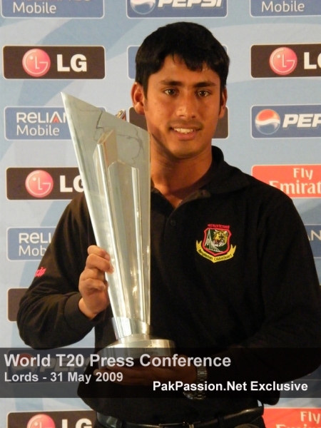 Mohammed Ashraful with the 2009 ICC Twenty20 World Cup Trophy