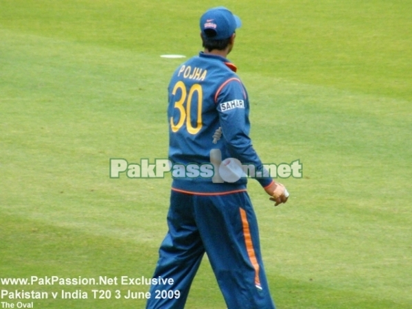 Ojha in the outfield