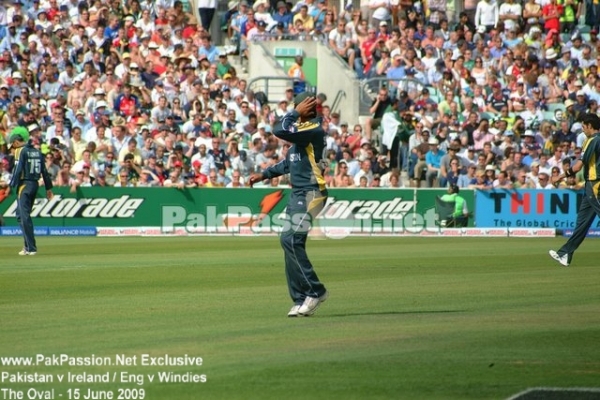 Pakistan fielding at The Oval