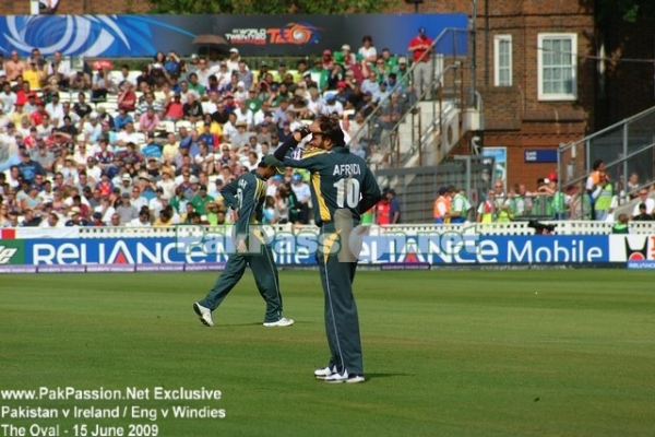 Pakistan fielding at The Oval