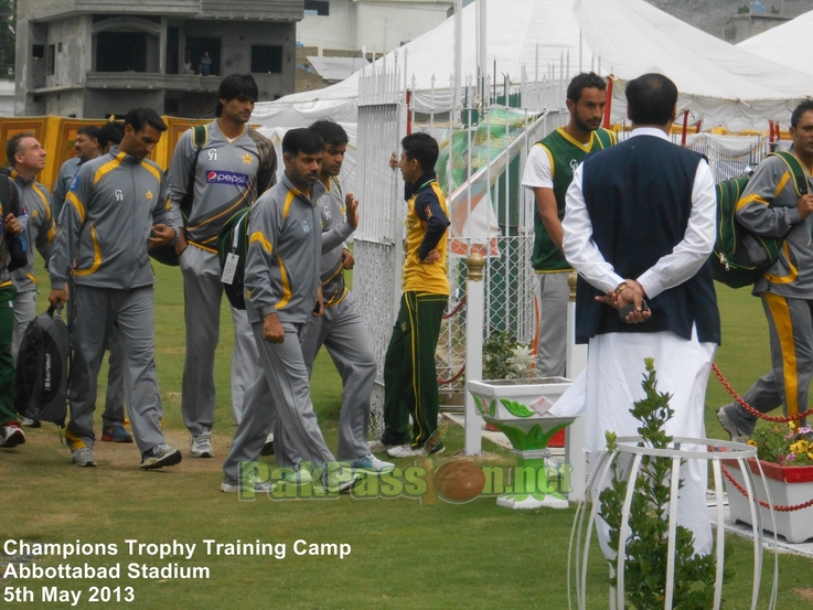 Pakistan players and coaching staff arrive at Abbottabad Stadium