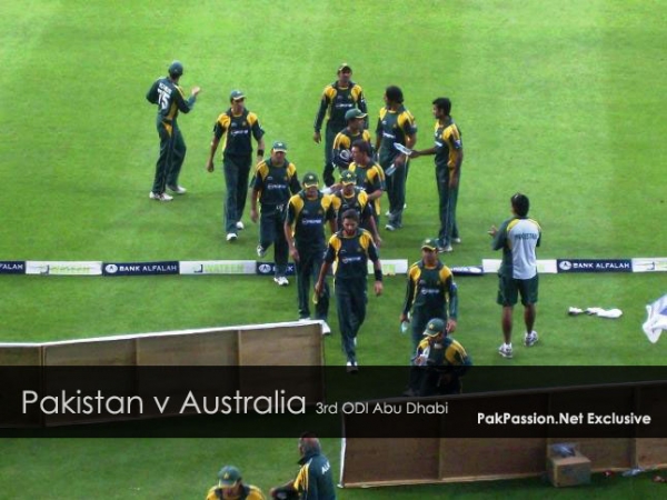 Pakistan team comes off the field at the end of the first innings