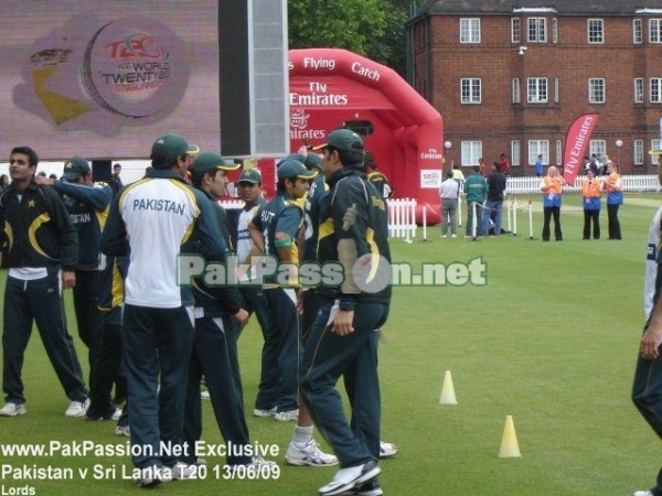 Pakistan team warming up at Lords