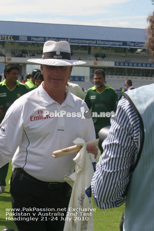 Pakistan v Australia Test Series - 2nd Test - Headingley - Day 4