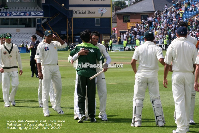 Pakistan v Australia Test Series - 2nd Test - Headingley - Day 4