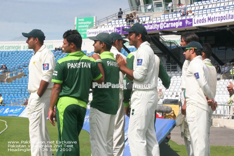 Pakistan v Australia Test Series - 2nd Test - Headingley - Day 4