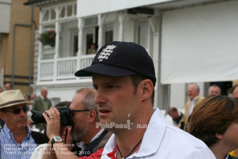 Pakistan v England Test Series - 1st Test - Nottingham