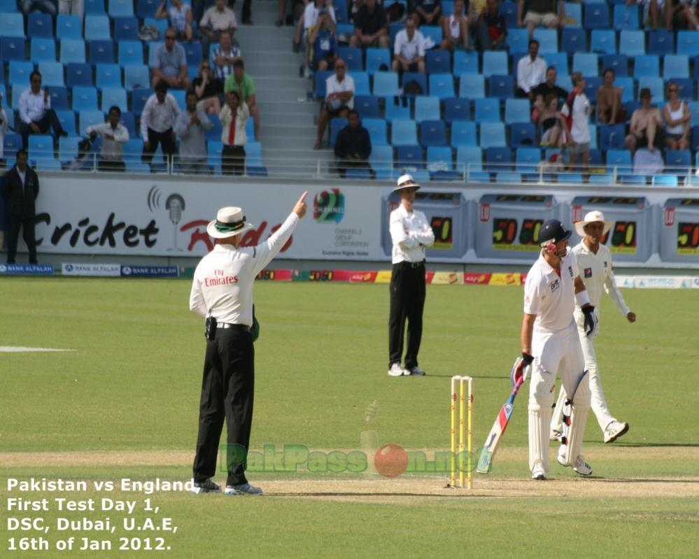 Pakistan vs England | First Test : Day 1 | 17 January 2012 | Dubai Sports C