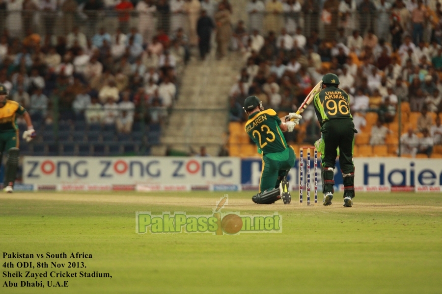 Pakistan VS South Afirca - 4th ODI - Dubai - 8th November 2013