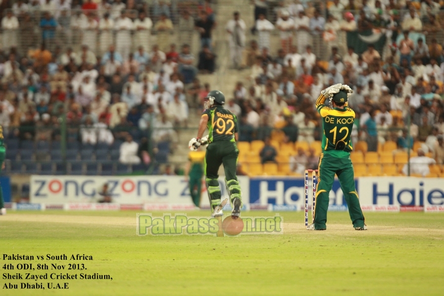 Pakistan VS South Afirca - 4th ODI - Dubai - 8th November 2013