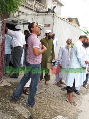 Pakistani Players and Coaching Staff at Jummah Prayer