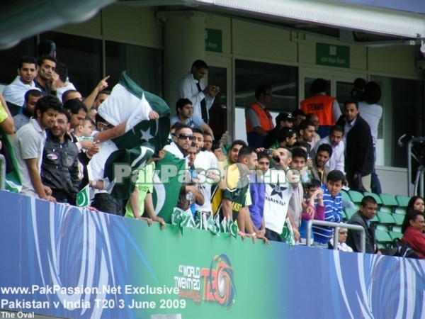 Pakistani supporters at The Oval