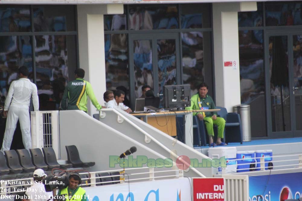 Pakistan's Coaching Staff: Analyzing away on their computers