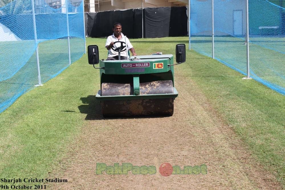 PakPassion Visits Sharjah Cricket Ground - 09 October 2011