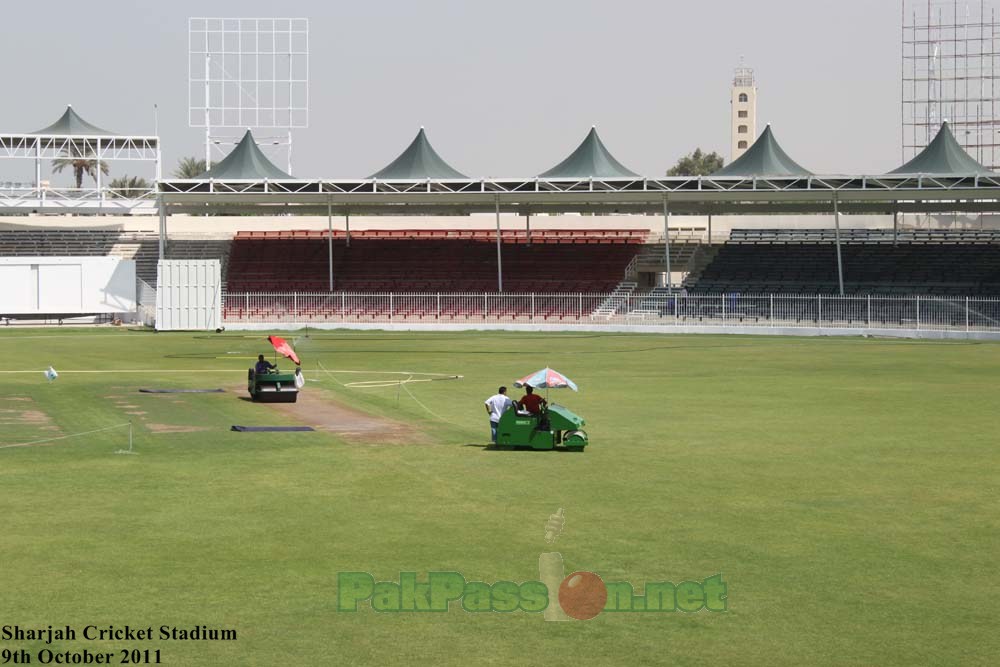 PakPassion Visits Sharjah Cricket Ground - 09 October 2011