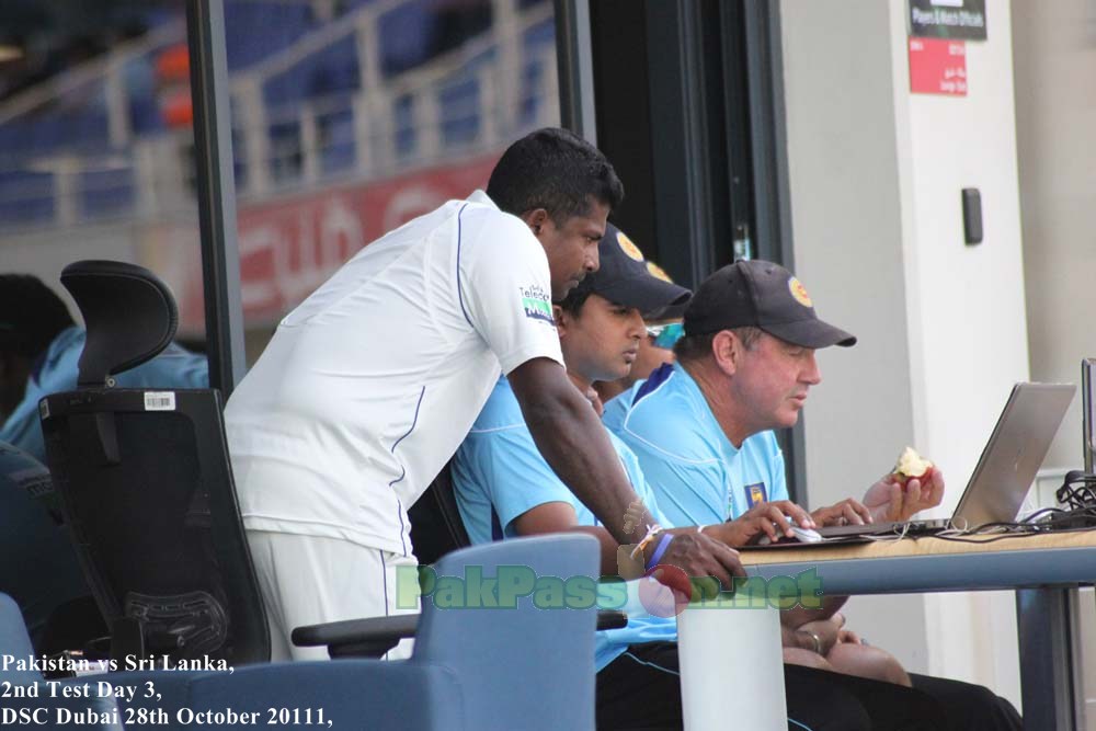 Rangana Herath and the coaching staff share some insight