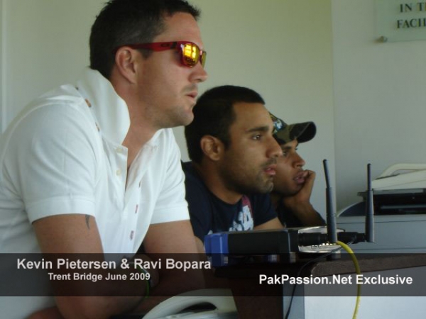 Ravi Bopara and Kevin Pietersen