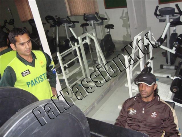 Saboor Ahmed &amp; Shoaib Akhtar