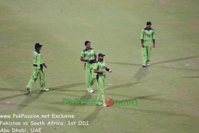 Shahid Afridi and Abdul Razzaq