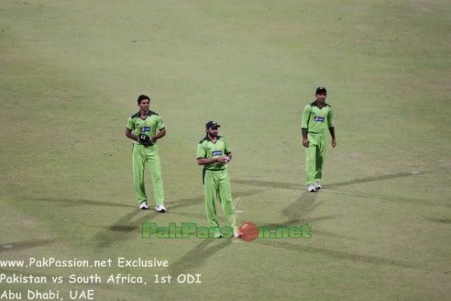 Shahid Afridi and Abdul Razzaq