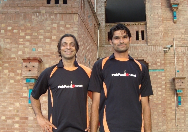 Shoaib Akhtar &amp; Mohammad Irfan