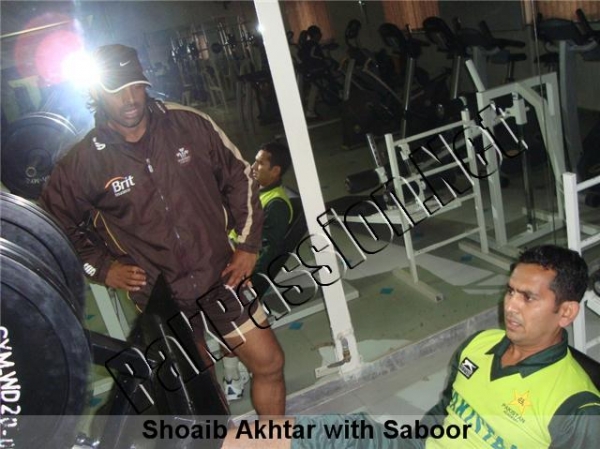 Shoaib Akhtar &amp; Saboor Ahmed