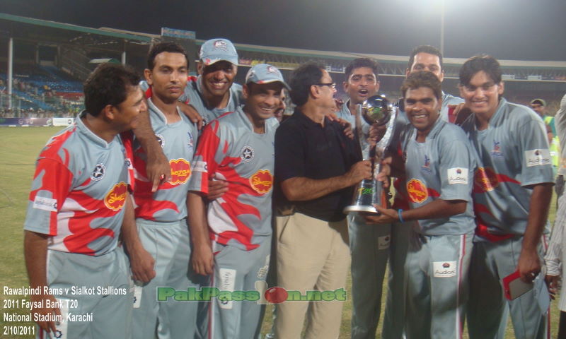 Sialkot Stallions pose with the FBT20 Cup