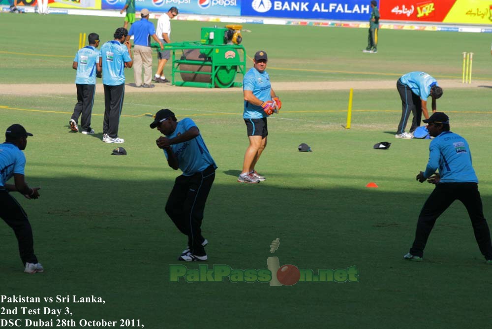 Some more catching practice for the Sri Lankan squad