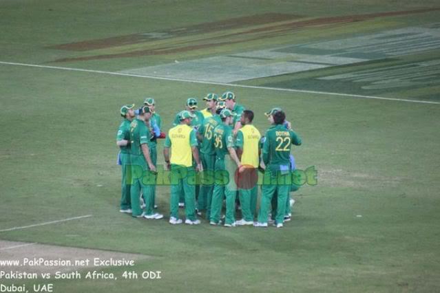 South Africa team huddle