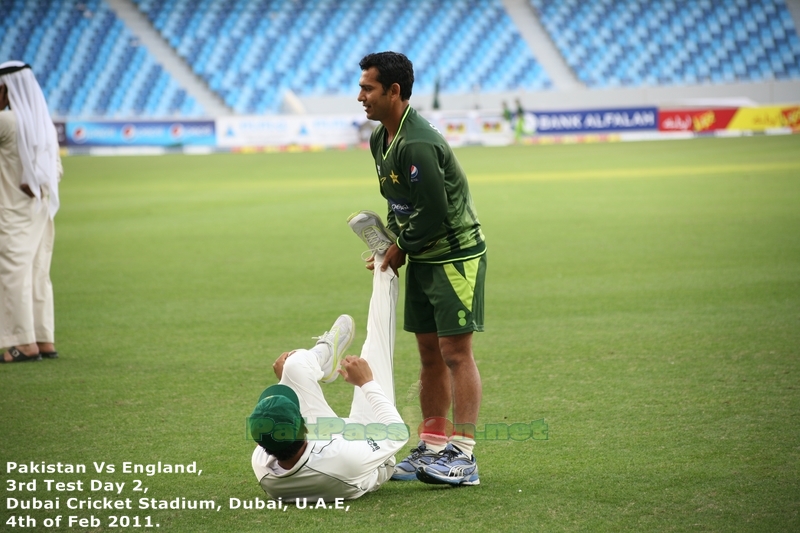 Trainer Saboor Ahmed helps Adnan Akmal