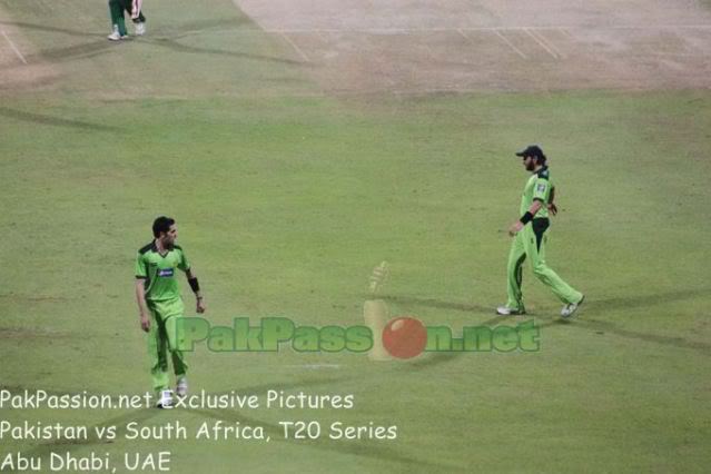 Umar Gul and Shahid Afridi