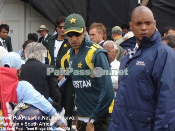 Umar Gul and Sohail Tanvir