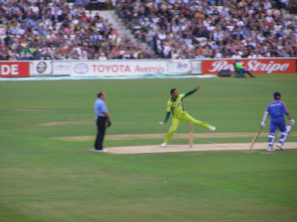 Waqar's Out of Retirement