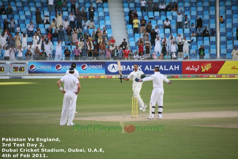 Younis Khan gets his twentieth hundred in Test cricket