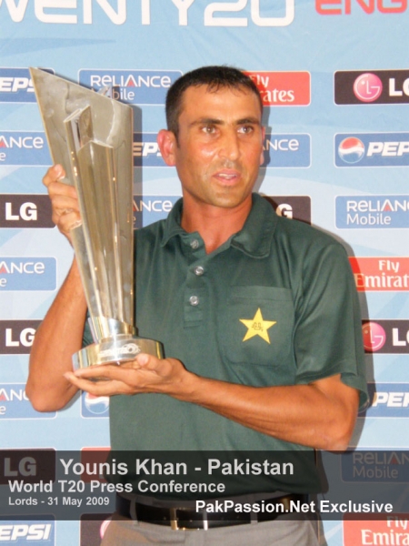Younis Khan with the 2009 ICC Twenty20 World Cup Trophy