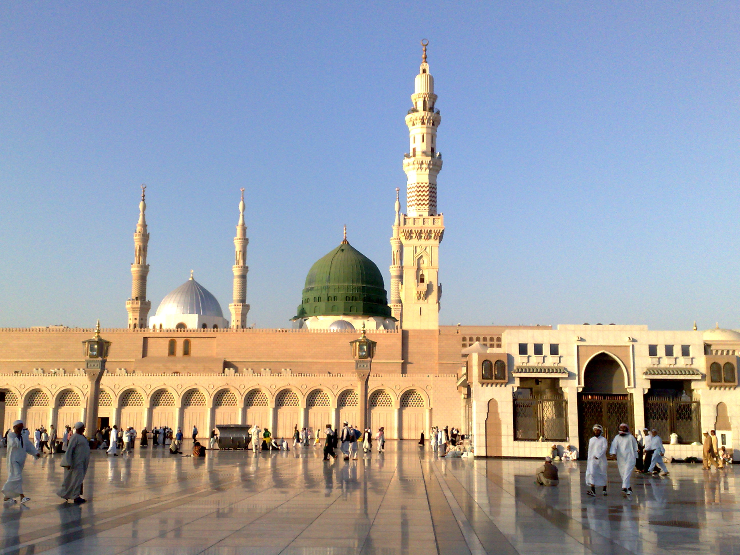 Madeena_masjid_nabavi_12122008230.jpg