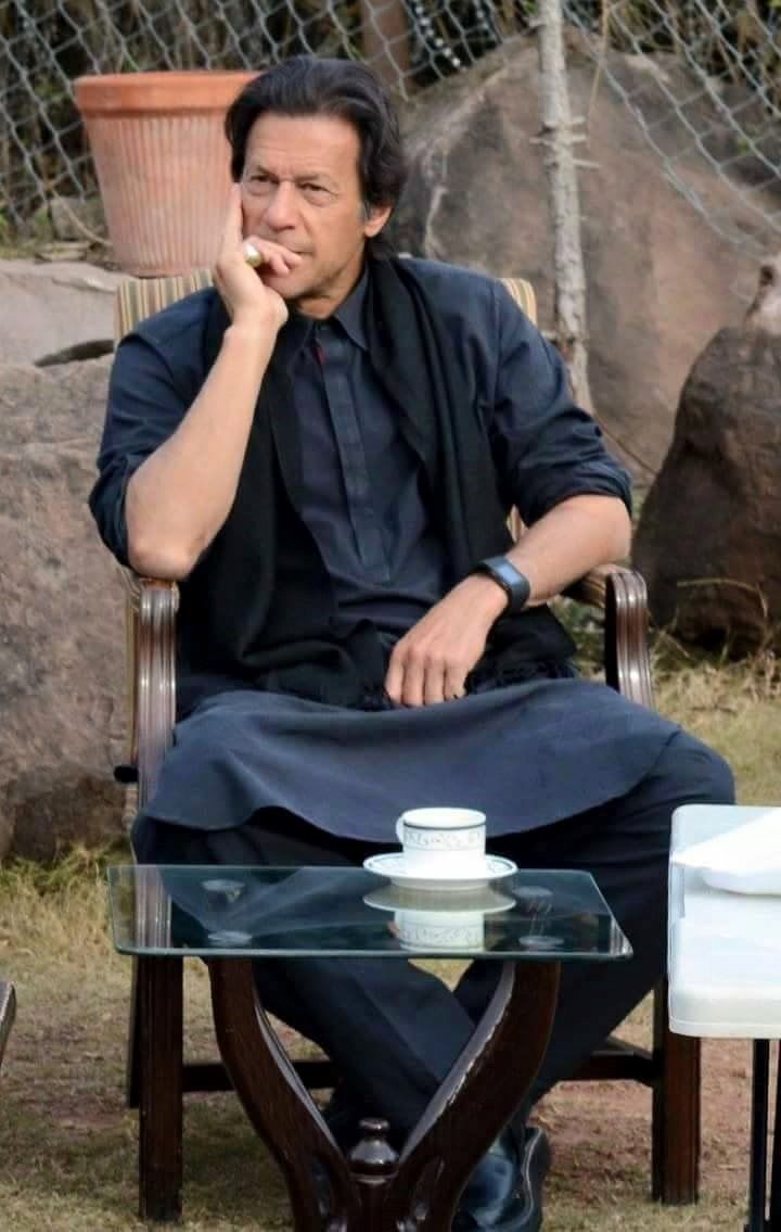 4ae6416b7ca4901f371b2e50380d8de3--imran-khan-dil.jpg