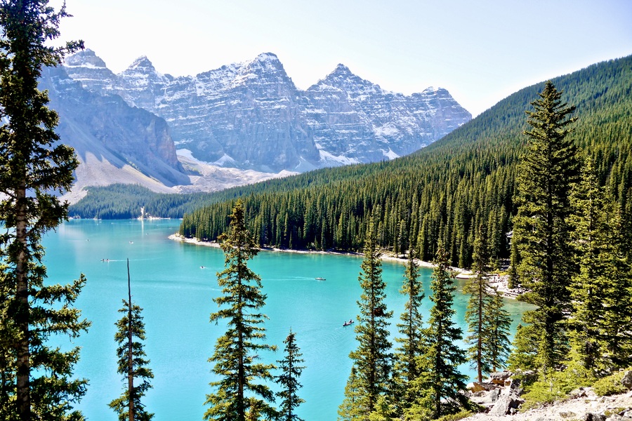 Lake-Moraine-in-Banff-Canada-1.jpg
