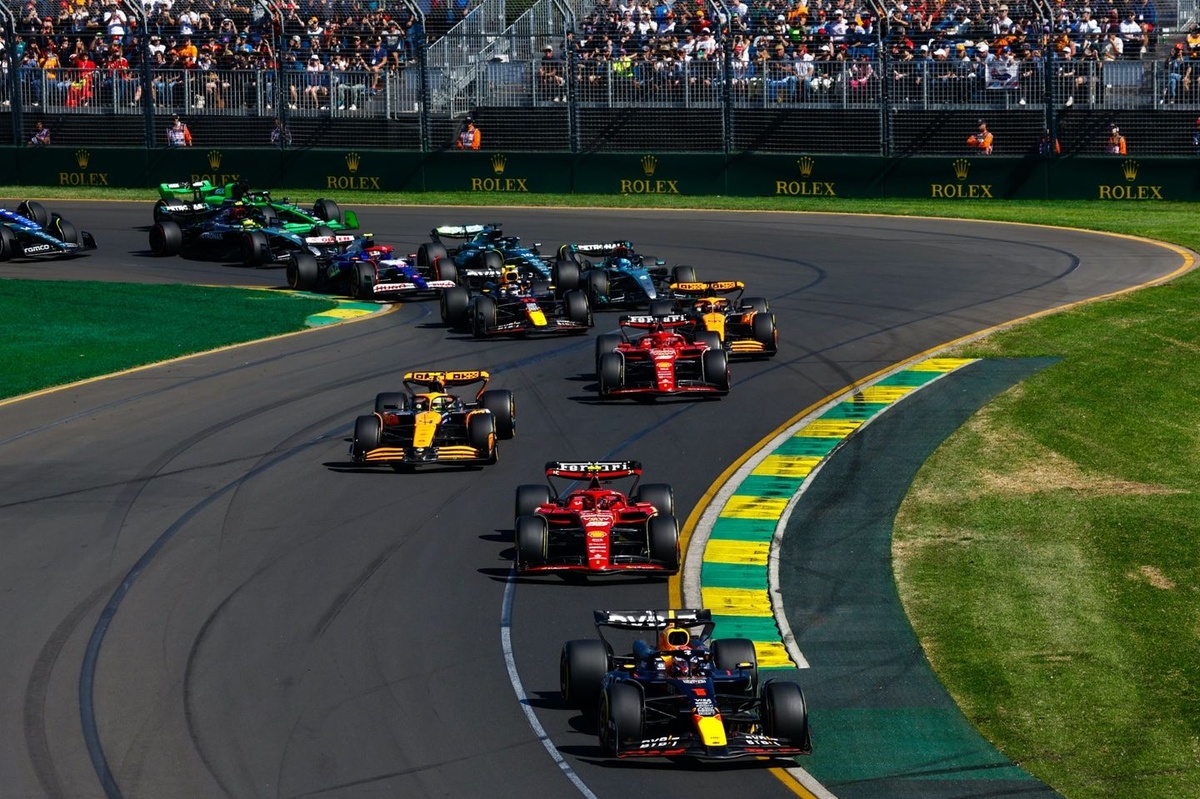 www.motorsport.com