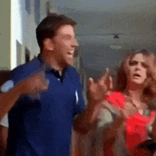 behen-dar-gayi-behen-dar-gayi-akshay-kumar.gif