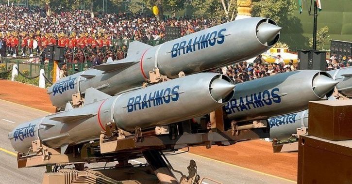 brahmos_1538997888_725x725.jpg