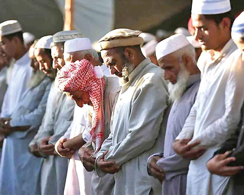 tablighi-prayer.jpg