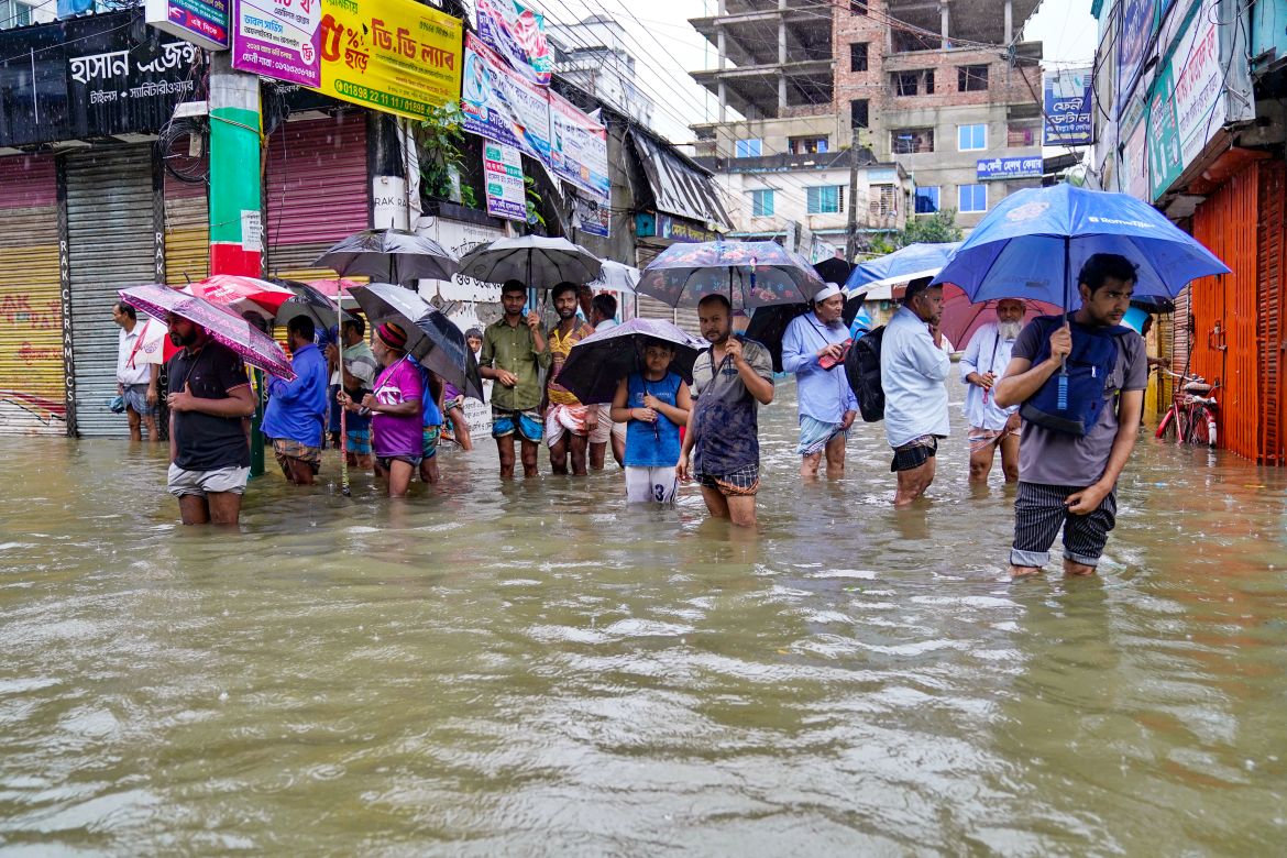 AFP__20240822__36EK2HP__v4__HighRes__BangladeshWeatherFlood-1724392143.jpg