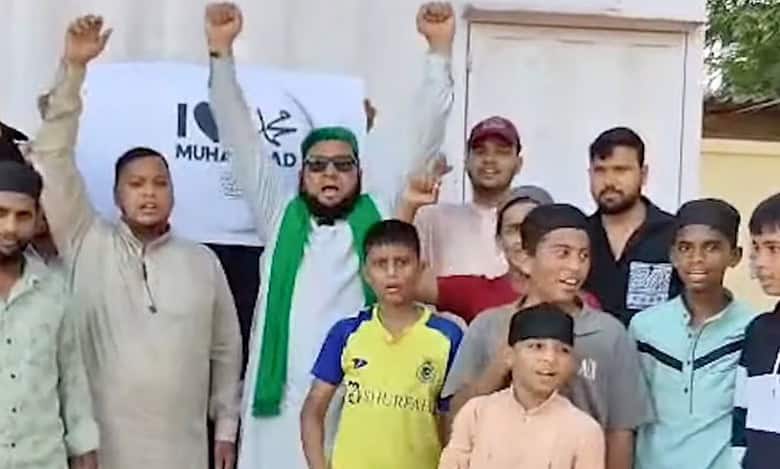 I-love-Muhammad-protest-in-Hyderabad-780x470.jpg