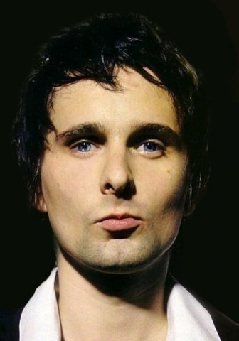 matt-bellamy-muse-15293574-336-480.jpg
