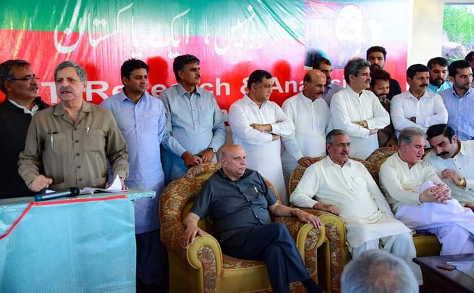 Dd_KTe7XUAETkzH.jpg:small