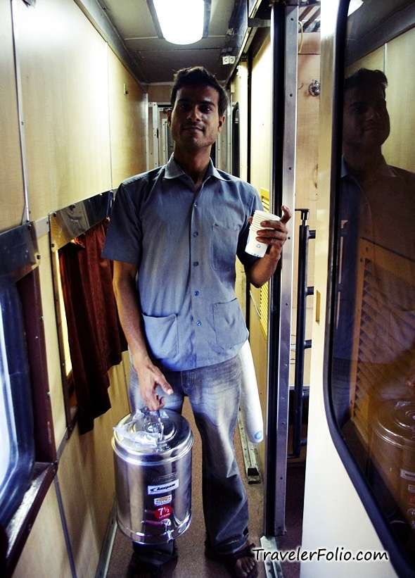 chai-tea-boy-india.jpg