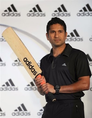 sachin-mrf-adidas-bat.jpg