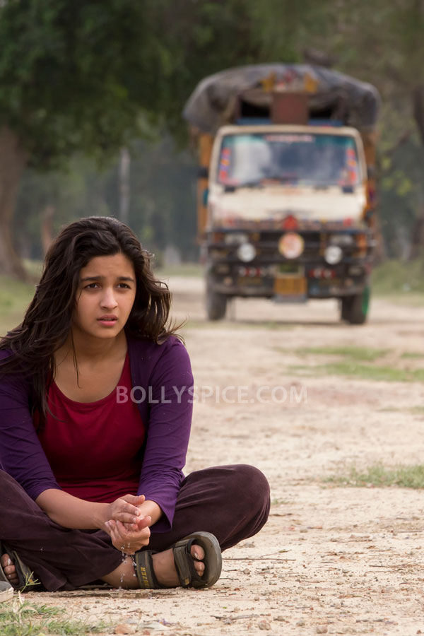 13apr_Highway-Alia01.jpg