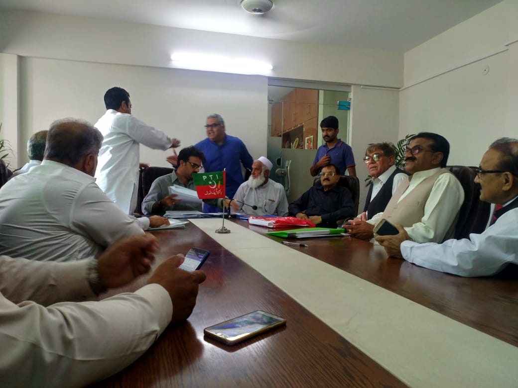 DdpFg6PV0AAguhb.jpg:large